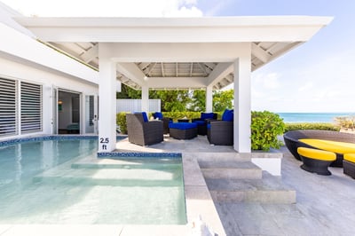 Luxury Villa Photo #5