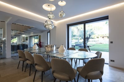 Luxury Villa Photo #25