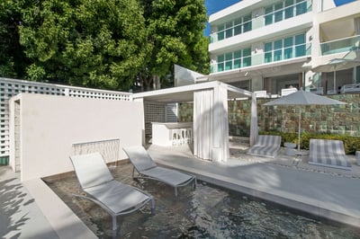 Luxury Villa Photo #13