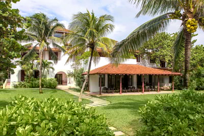 Luxury Villa Photo #16