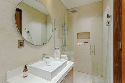 Luxury Villa Photo #47