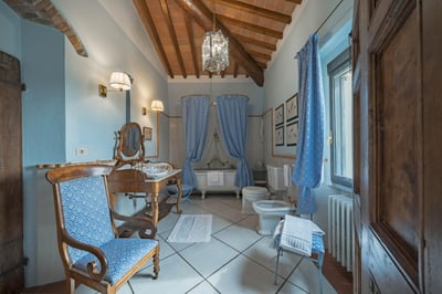 Luxury Villa Photo #35