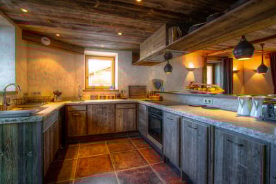 Luxury Villa Photo #9