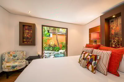 Luxury Villa Photo #5