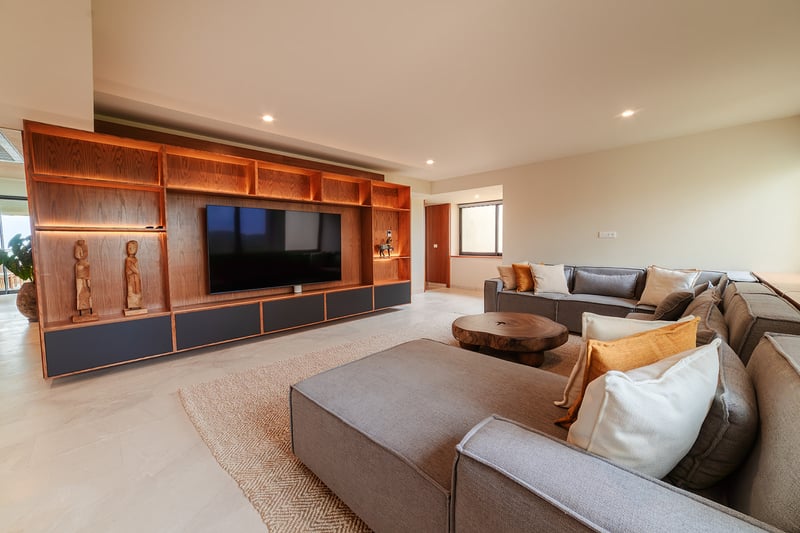 Surf Residences 321