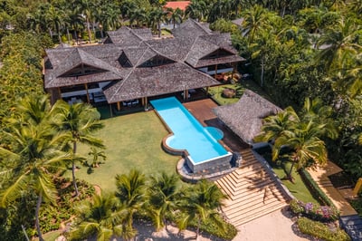 Luxury Villa Photo #5