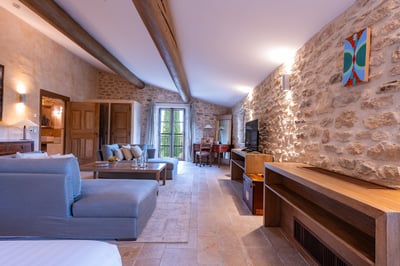 Luxury Villa Photo #11