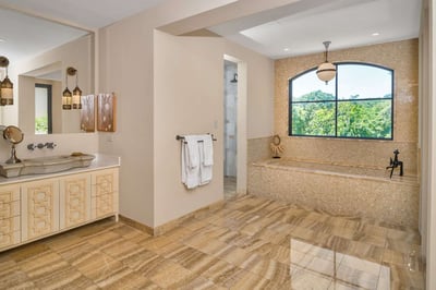 Luxury Villa Photo #50