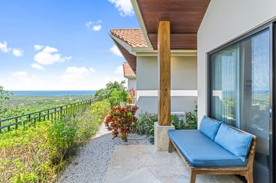 Mountain and ocean views here.