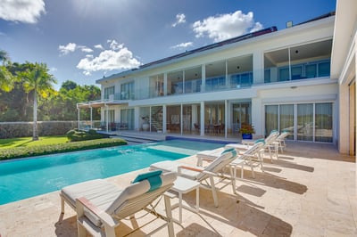 Luxury Villa Photo #5