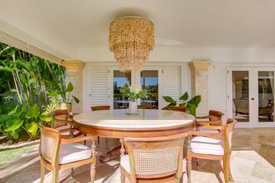 Luxury Villa Photo #22