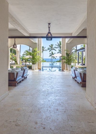 Luxury Villa Photo #23