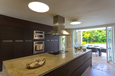 Luxury Villa Photo #24