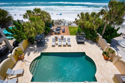 Luxury Villa Photo #7