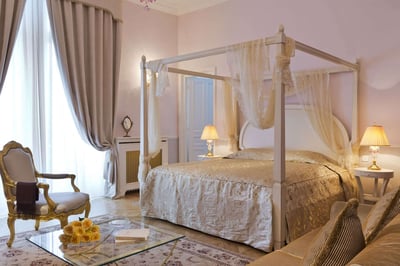 Luxury Villa Photo #24