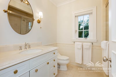 Luxury Villa Photo #30