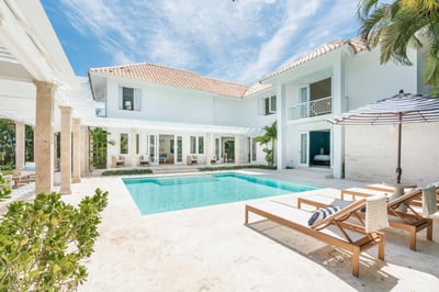 Luxury Villa Photo #5
