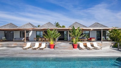 Luxury Villa Photo #4