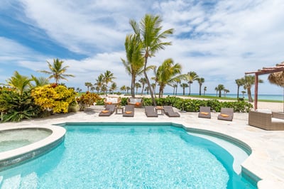 Luxury Villa Photo #9
