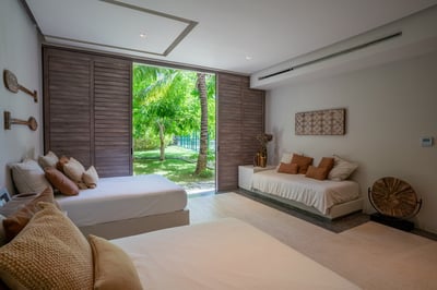 Luxury Villa Photo #77