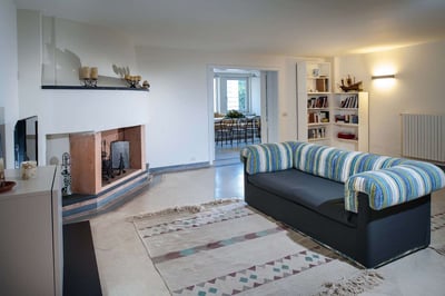 Luxury Villa Photo #9