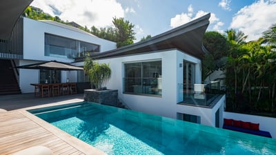 Luxury Villa Photo #16