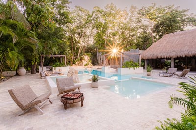 Luxury Villa Photo #5