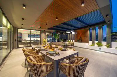 Luxury Villa Photo #12
