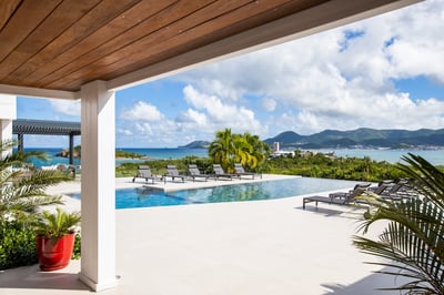 Luxury Villa Photo #6