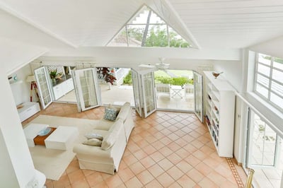 Luxury Villa Photo #16