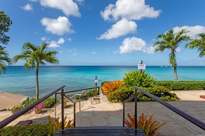 Luxury Villa Photo #21