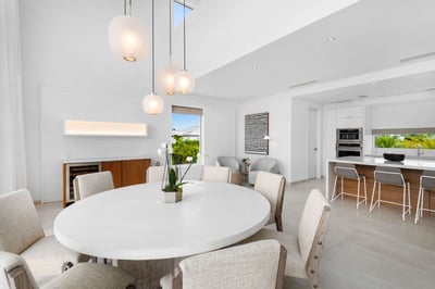 Luxury Villa Photo #15