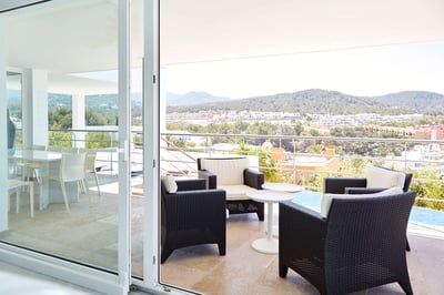 Luxury Villa Photo #16