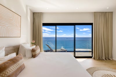 Luxury Villa Photo #44