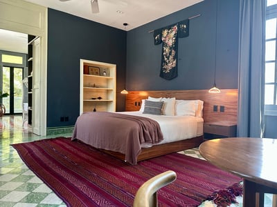 Luxury Villa Photo #15