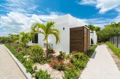 Luxury Villa Photo #7