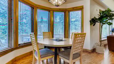 Breakfast nook