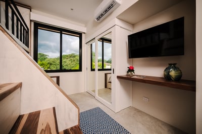 Bunk Room 6 - King & Full beds -Level 2