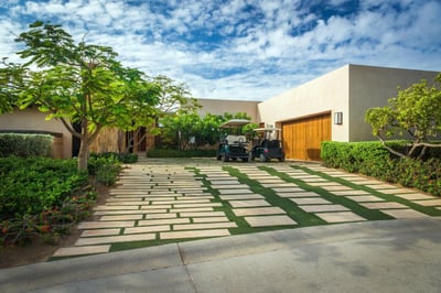 Luxury Villa Photo #10