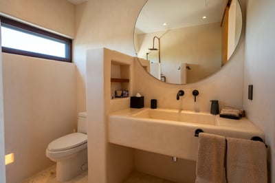 Luxury Villa Photo #25