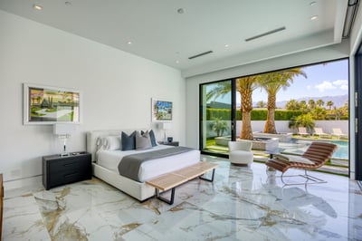 Luxury Villa Photo #24