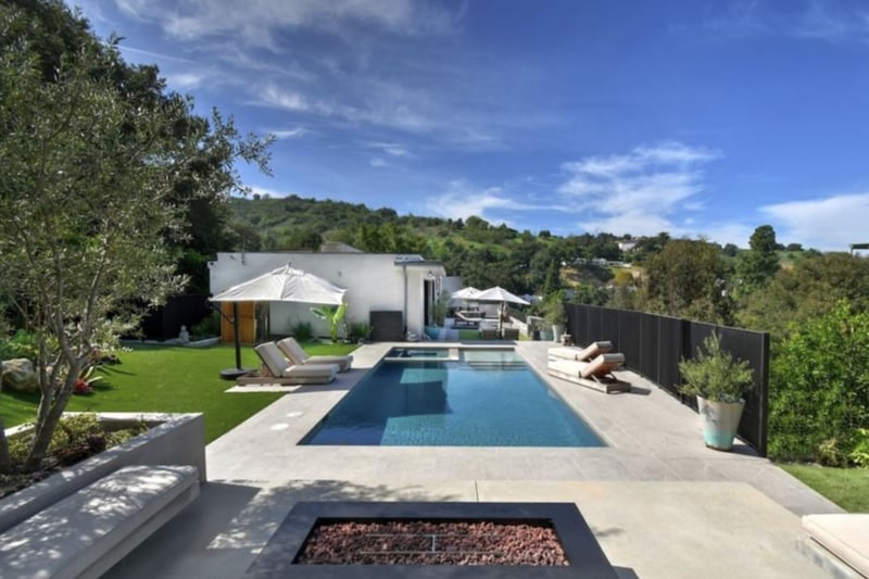 Round Valley Residence
