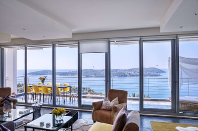 Luxury Villa Photo #17