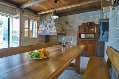 Luxury Villa Photo #16