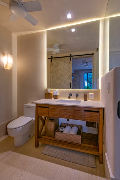 Luxury Villa Photo #36