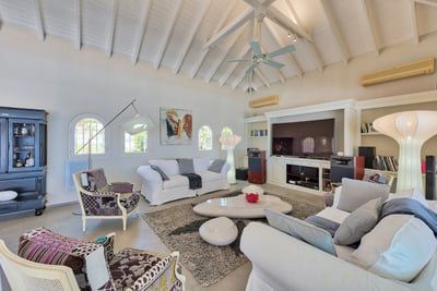 Luxury Villa Photo #22