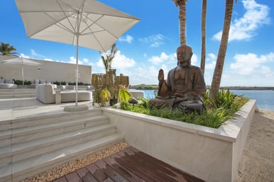 Luxury Villa Photo #6
