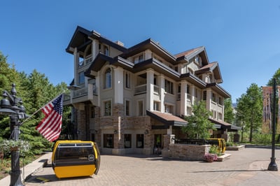 Luxury Villa Photo #25