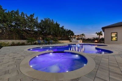 Luxury Villa Photo #7