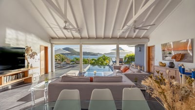 Luxury Villa Photo #21